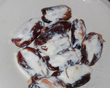 A picture of step 4 of Nuts creamy dates.