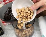 Foto del paso 1 de la receta: Crema de cacao con avellanas casera