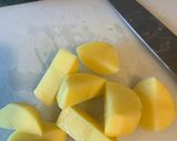 A picture of step 6 of Easy beef Massaman curry.