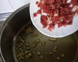 Foto del paso 2 de la receta: Sopa de ajo, o sopa castellana