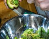 Foto del paso 1 de la receta El guacamole de Gladys 🇵🇪
