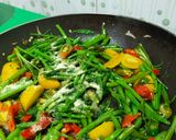 Foto langkah ke 3 dari resep Tumis kangkung.