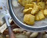 Foto langkah ke 4 dari resep Oseng Terong Tahu Ayam Bakso.