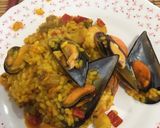 Foto del paso 3 de la receta: Arroz con sepia, langostinos y mejillones