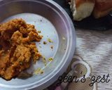 A picture of step 2 of Dabeli.