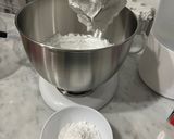 A picture of step 2 of Mimosa Pavlova 💛.