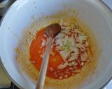 Cukkini krémleves pirított kolbásszal recept fázis 2 fotója