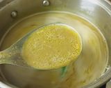 A picture of step 3 of Horse gram soup/kulith soup.