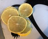 Une image de l'étape 2 de Bar aux herbes aromatiques et citron,ail en chemise.