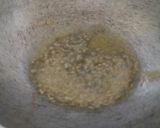 A picture of step 4 of Schezwan Chutney.