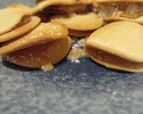 Foto del paso 5 de la receta: Alfajores de Manjar