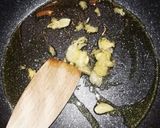 Turbózott fokhagymás-sajtos tészta recept fázis 1 fotója