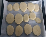 Foto del paso 2 de la receta: Patatas al horno con especias.🍟