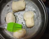 A picture of step 6 of Chocolate banana croissants.
