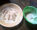 Foto langkah ke 2 dari resep Chiken Salt Egg Simple.
