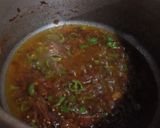 A picture of step 4 of Bhuni hui bhindi.