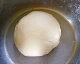 Hình bước làm 4 của món Bánh mì xoắn ốc nhân kem