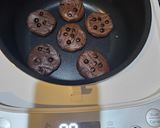 Foto langkah ke 4 dari resep Choco Cookies #Magic Com.
