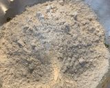 A picture of step 4 of Bathua paratha.