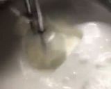 Foto del passaggio 1 della ricetta Crema al latte kinder (senza cottura)