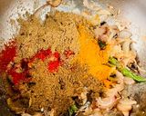 A picture of step 2 of Chicken Masala.