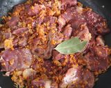 Foto del paso 2 de la receta: Arroz con higadillos de pollo