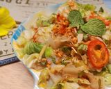 Hình bước làm 2 của món Salad trộn dầu olive và giấm