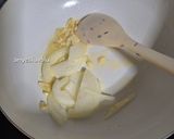 Foto langkah ke 2 dari resep 361. Creamy Garlic Prawn Pasta.