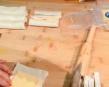 A picture of step 2 of Bread Cheese Rolls.
