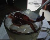 Foto langkah ke 3 dari resep Es Jeruk Jamur Kuping.