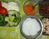 Foto langkah ke 6 dari resep Soto Ayam Kuah Santan Kuning.