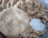 A picture of step 7 of Ragda patties.