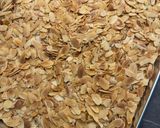 Hình bước làm 1 của món Bánh ngói hạnh nhân (Almond Tuiles)