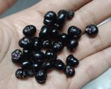 A picture of step 2 of Tubtim Grob (Malabar Spinach Fruit).