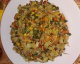 Foto langkah ke 7 dari resep Tumis Sayur Campur (Isian Pizza Mini dan Roti Pawa).