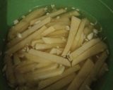 Foto langkah ke 2 dari resep Kentang goreng gurih.