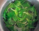 A picture of step 1 of Tricolour crispy pockets with tricolour filling.