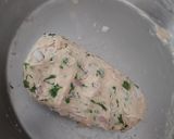 A picture of step 4 of Sindhi dry chilla.