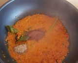 Foto langkah ke 6 dari resep Chicken Curry With Potatoes.