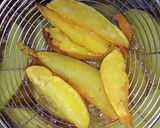 Foto langkah ke 3 dari resep Sautéed wedges potato.