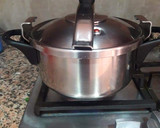 Foto del paso 27 de la receta: Garbanzos con bacalao y toque de aceite de perejil y ajo