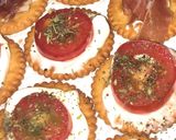 Foto del paso 1 de la receta: Canapés con galletitas Rex