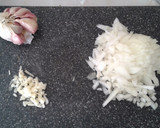 Foto del paso 2 de la receta: Tortilla de champiñones al Oporto