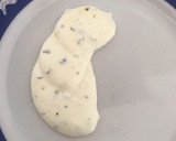 Foto del paso 5 de la receta: Merluza a la plancha con salsa blanca y setas chinas