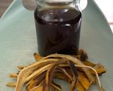 A picture of step 1 of Banana Skin Satni.