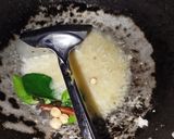 Foto langkah ke 2 dari resep Roti Jala dan Kuah Kari Ayam.
