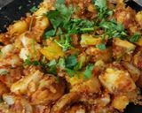 A picture of step 2 of Masala Aloo.