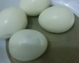 A picture of step 1 of Egg curry.