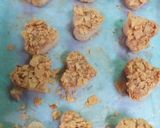 Gambar langkah 6 resipi Biskut Conflakes Madu.