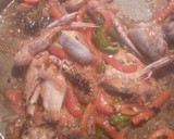 Foto del paso 4 de la receta: Fideuá con pollo y cigalas